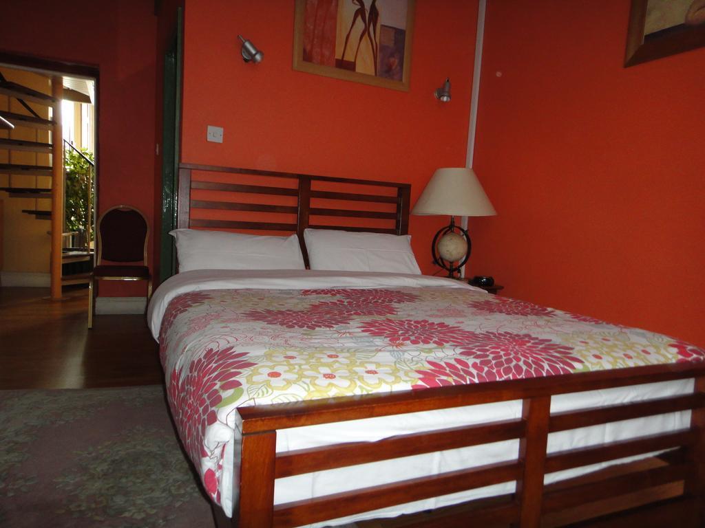 Inn On The Liffey Guesthouse Dublín Habitación foto